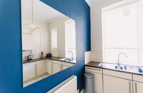 Birnam Appartement | Atholl Apartment - A Unique apartment in countryside park with WIFI and access to pool and bar