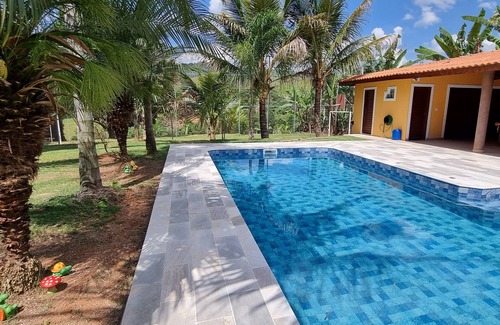 Chacaras Fernao Dias Maison | Atibaia farmhouse with pool and games tables near the center