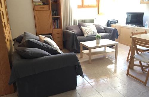 Biescas Appartement | Atico en Biescas con Piscina, Tenis y Barbacoa