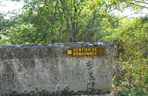Saint-Gaultier Maison | maisonnette atipyque en bordure de la riviere creuse
