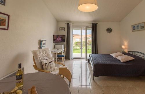 Jonzac Appartement | Atlantic Residence Studios