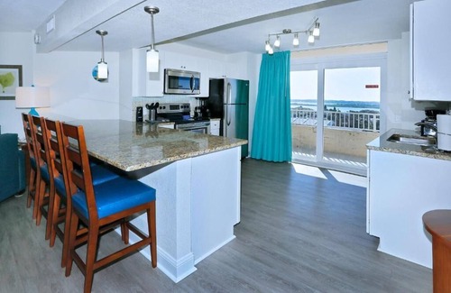 Daytona Beach Shores Appartement | Atlantic Terrace | 2 Bedroom Suite w/ Balcony