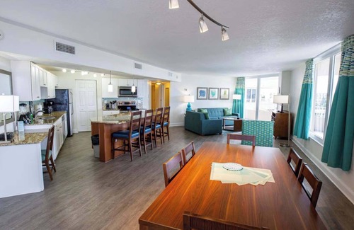 Daytona Beach Shores Appartement | Atlantic Terrace | 2 Bedroom Suite w/ Balcony