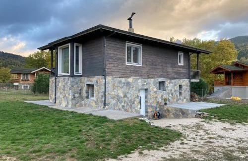 Karpenisi Chalet De Ski | Atmospherico