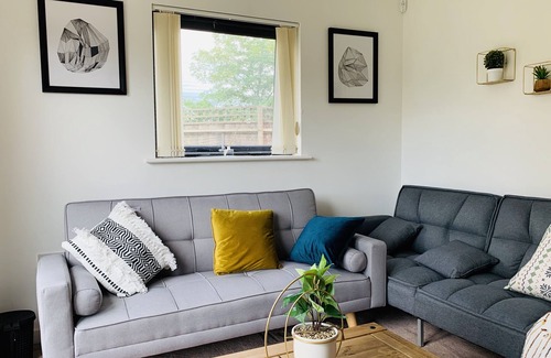 Thames Maison | Haven, Private Double Room, Barking, Close to London