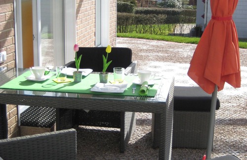 Brakel Maison | Maison de vacances atrium dans le vert pour "deux", pignon en verre, terrasse en verre, Weserbergland