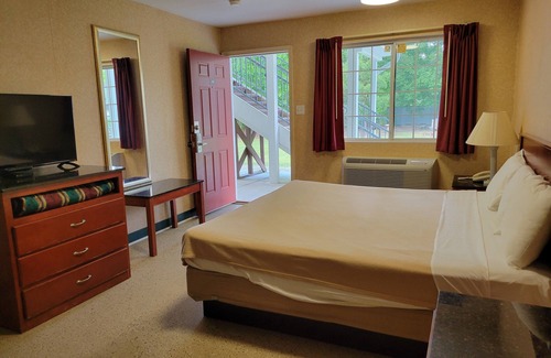 Pomona Hôtel | Atrium Inn