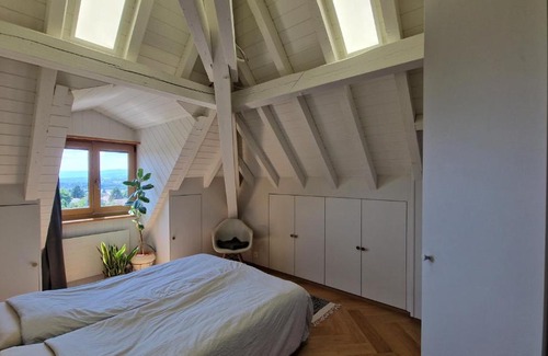 Jouxtens-Mezery Appartement | Attic Apartement - Penthouse 2 Bedrooms