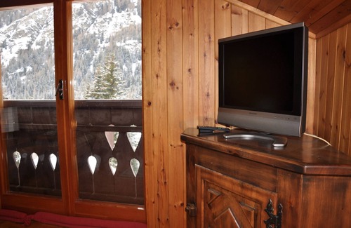 Champoluc Appartement | Attic apartment 100m from the slopes! (Champoluc, VDA-AYAS No. 0033)