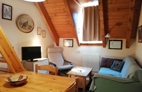 Taull Appartement | Attic duplex with rustic touch - Cuc 2