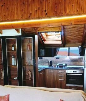 Nea Moudania Appartement | Attic