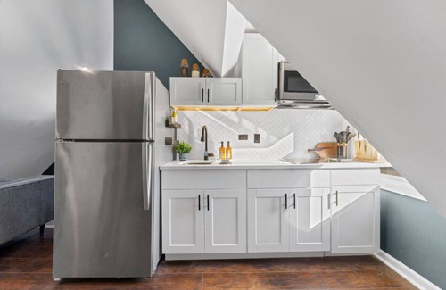 Langdon Appartement | Attic Haven in the Pulse of the DC’s Vibrant Buzz!