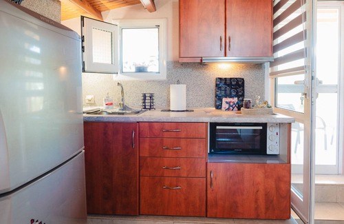 Nees Pagases Maison | Attic Suite in Alykes
