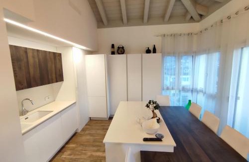 Lavis Appartement | Attico vicino Trento vista montagne mozzafiato