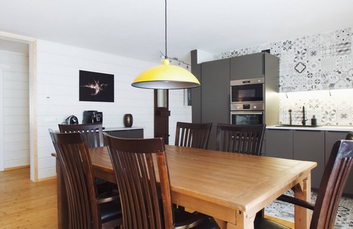 Kaiserslautern Appartement | Attractive apartment on the outskirts with good connections to the city and highway.