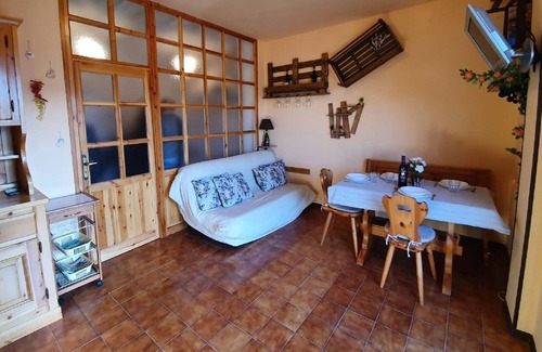 San Giacomo Appartement | Attractive apartmemt in Roburent with balcony