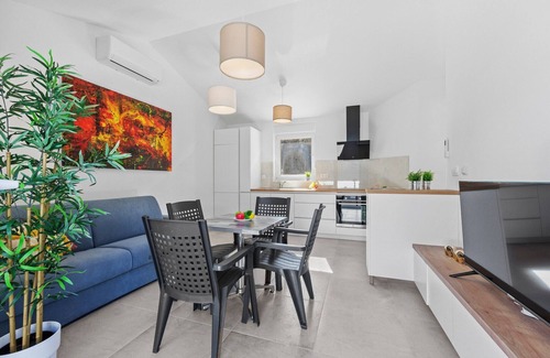 Barbariga Appartement | Bel appartement à Peroj avec terrasse