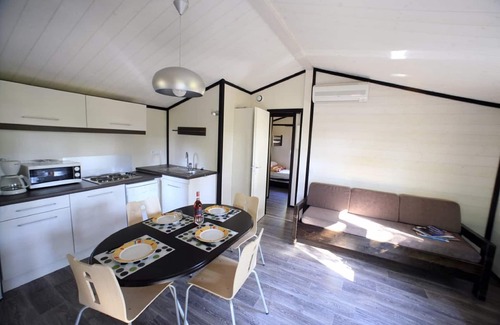 Monclar-de-Quercy Chalet De Ski | Joli chalet situé sur une colline à Monclar-de-Quercy