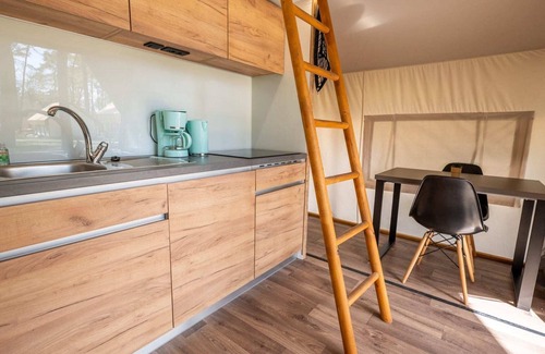Zutendaal Location De VR | Attractive Tent Lodge Maastricht at 16 km