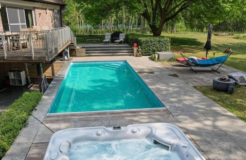 Zolder Villa | Attractive villa in Heusden-Zolder with sauna