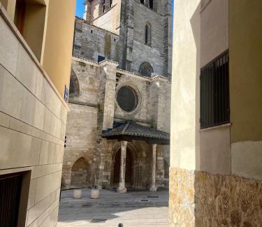 Burgos Appartement | Atuaire Home Mirador de Saldaña en pleno centro Historico