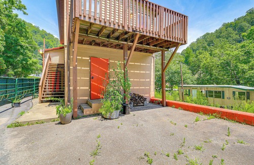 Matewan Appartement | ATV Escape Near Hatfield-McCoy Trails in Matewan!