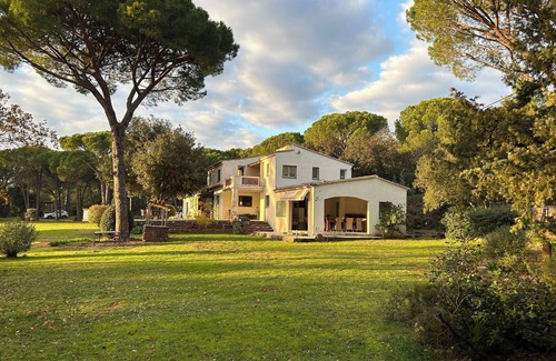 Le Cannet-des-Maures Villa | Gîte atypique en plein coeur de la Réserve Naturelle des Maures