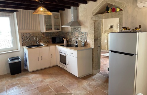 Issirac Maison | Maison de village atypique