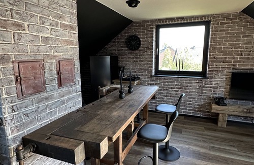 Schloss Holte-Stukenbrock Appartement | Außergewöhnliche Ferienwohnung im Industrial-style