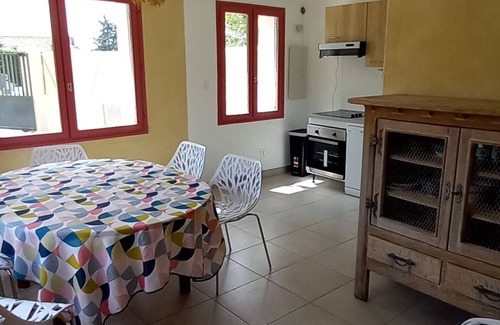 Taulignan Maison | Au Bonheur du Sud piscine hors sol , jardin clôturé ,garage
