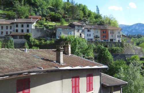 Pont-en-Royans Appartement | Au Bonheur Suspendu