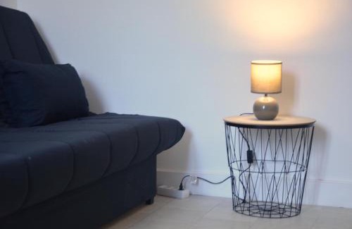 Chambon-sur-Voueize Appartement | AU BORD DE L'EAU studio 1