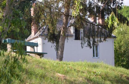Chambon-sur-Voueize Appartement | AU BORD DE L'EAU appartement 50 M2