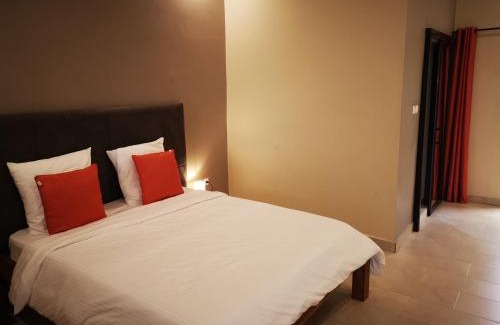 Bamako Hôtel | Au bord de l'eau