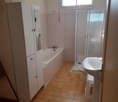 Clermont-Pouyguilles Maison | Au Broca