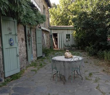 Saint-Agreve Maison | Au cœur de saint Agrève -Séjour Chez l'habitant