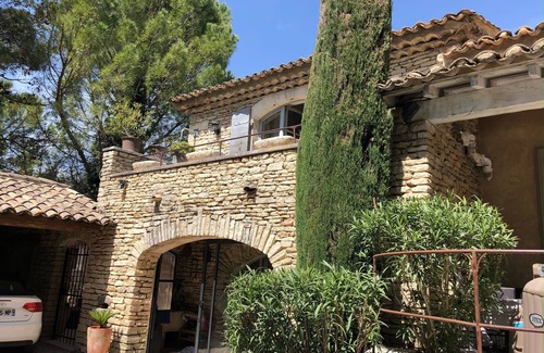 Cabrieres-d'Avignon Maison | Au cœur du Luberon, "l'Atelier de La Baronnie" charme absolu à 4km de Gordes.