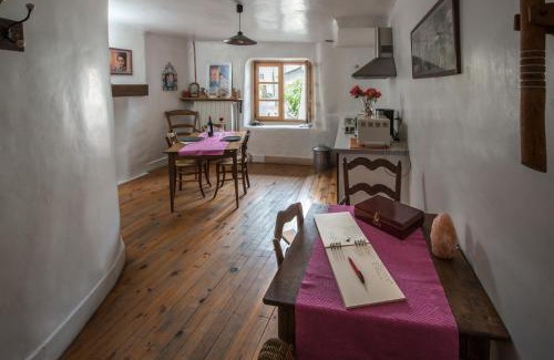 Albertville Lit Et Petit-Déjeuner | Au Cheval Blanc - appartements et chambres d'hôtes