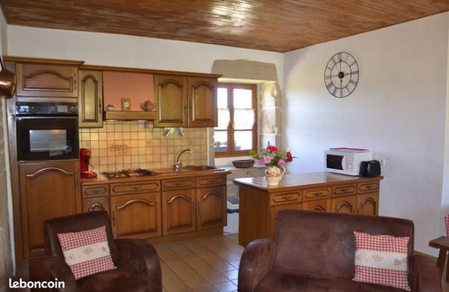 Saint-Cirgues-la-Loutre Maison | Au coeur de la campagne Correzienne