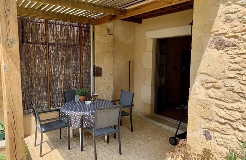 Biron Cottage | Maison périgourdine en pierre restaurée, située dans la campagne de Dordogne