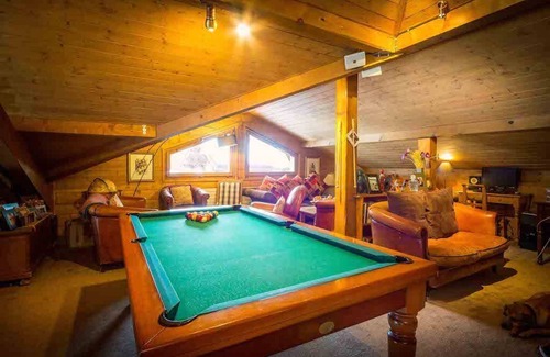 Les Prodains Hôtel | Au Coin du Feu (17 chambres) réservé par la chambre (tarifs sont par personne)
