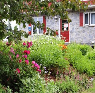 Boischatel Lit Et Petit-Déjeuner | Au Gîte de la Chute