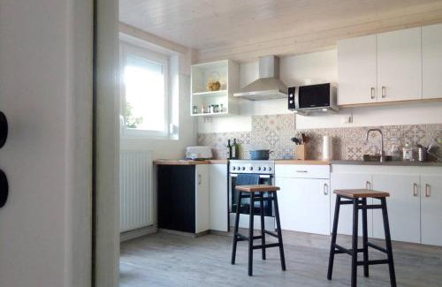 Issoire Appartement | Au parfait, T2 Rdc, frais, jardin, calme, parking, idéalement placé