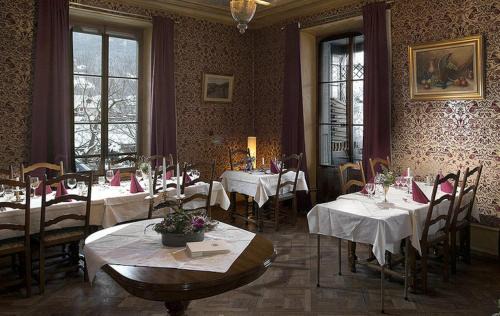Monthey Lit Et Petit-Déjeuner | Au Vieux Manoir