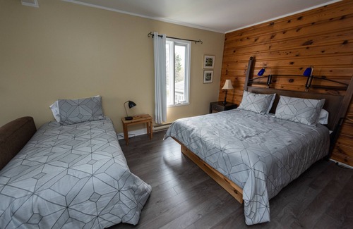 Saint-Joseph-de-la-Rive Hôtel | Auberge Beauséjour