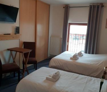 Peron Hôtel | Auberge Communale de la Fruitière