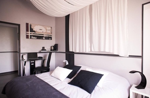 Combree Hôtel | Auberge de l'Ombrée