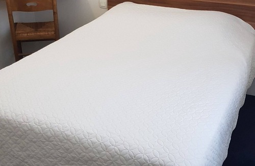 Livron-sur-Drome Hôtel | Auberge de la Licorne