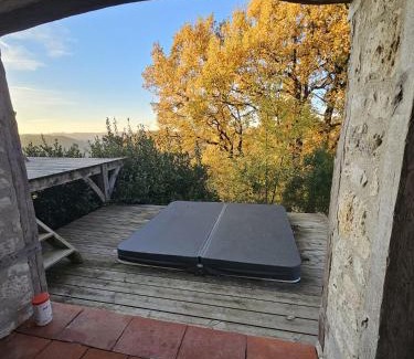 Touffailles Maison | Auberge de Matau