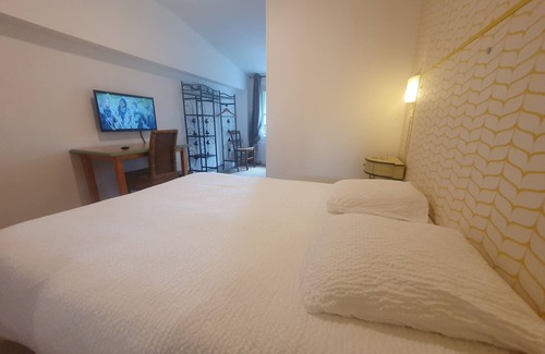 Excideuil Hôtel | Auberge du Fin chapon